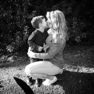 Meet your Posher, Tiare